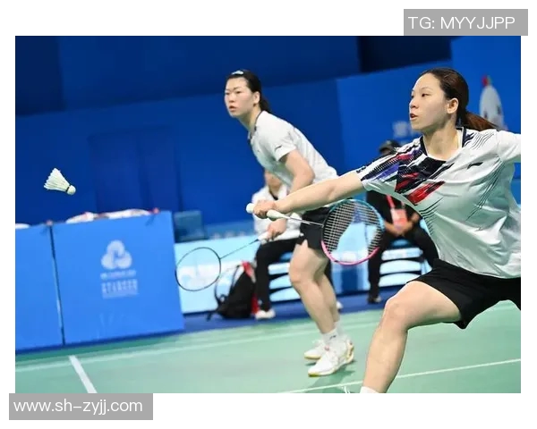 赛后分析：上海羽毛球队与南京羽毛球队的战术灵活性对比探讨